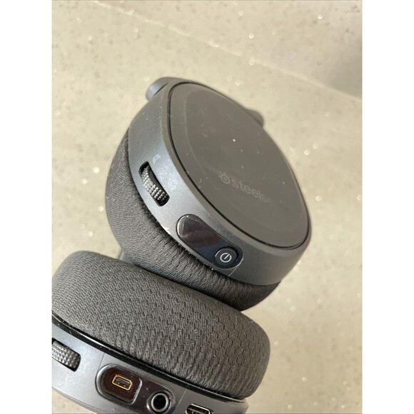 SteelSeries Arctis 7  Wireless PC PS4 Gaming Headset - Black  (NO dongle, Cable) - Picture 6 of 13